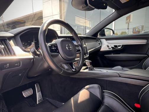 2020 Volvo S90 T6 R-Design