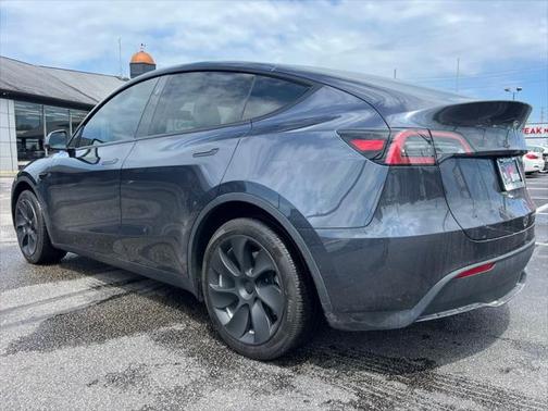 2024 Tesla Model Y Long Range Dual Motor All-Wheel Drive