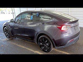 2024 Tesla Model Y Long Range Dual Motor All-Wheel Drive