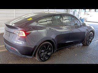 2024 Tesla Model Y Long Range Dual Motor All-Wheel Drive