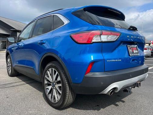 2020 Ford Escape Titanium