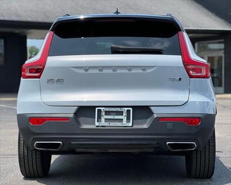 2020 Volvo XC40 T5 R-Design