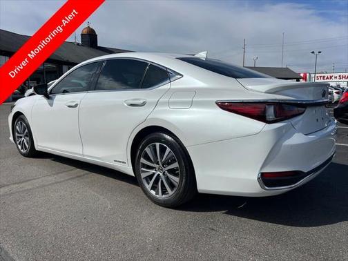 2020 Lexus ES 300h Base