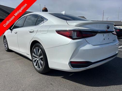 2020 Lexus ES 300h Base