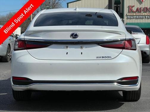 2020 Lexus ES 300h Base