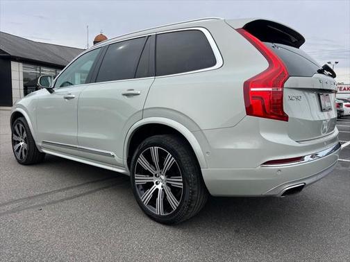 2021 Volvo XC90 T6 Inscription