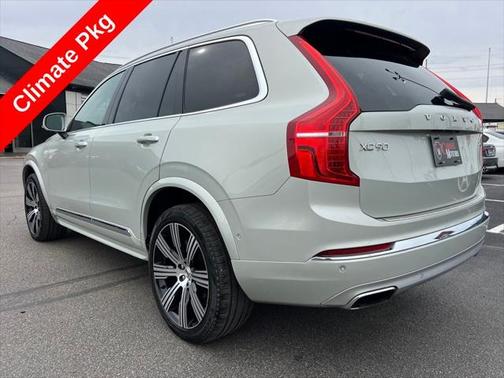 2021 Volvo XC90 T6 Inscription