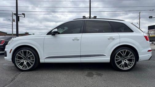 White 2019 Audi Q7 55 Prestige