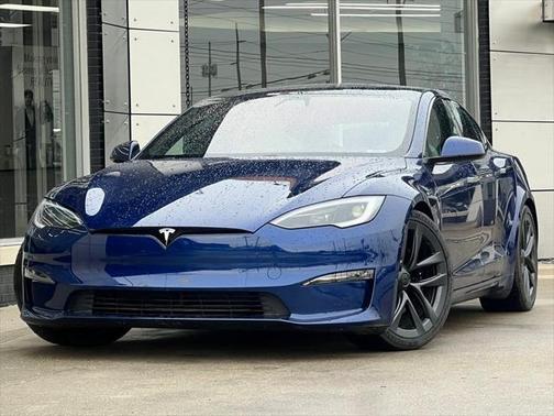 2022 Tesla Model S Base