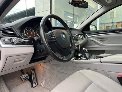 2013 BMW 528 xDrive