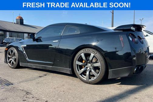 2011 Nissan GT-R Premium