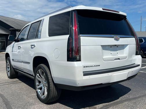 2016 Cadillac Escalade Premium