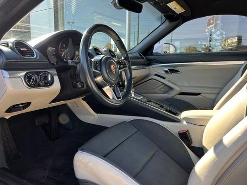 2017 Porsche 718 Boxster Base