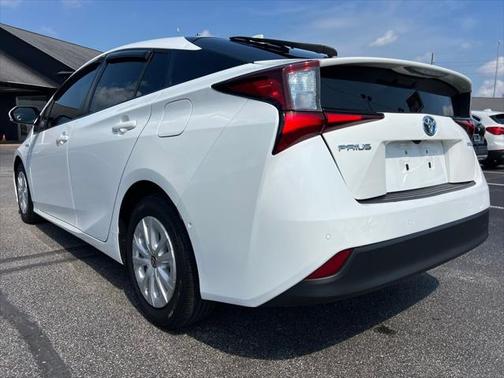 2022 Toyota Prius L