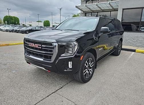 2023 GMC Yukon XL 4WD AT4