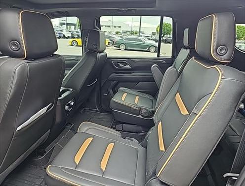 2023 GMC Yukon XL 4WD AT4