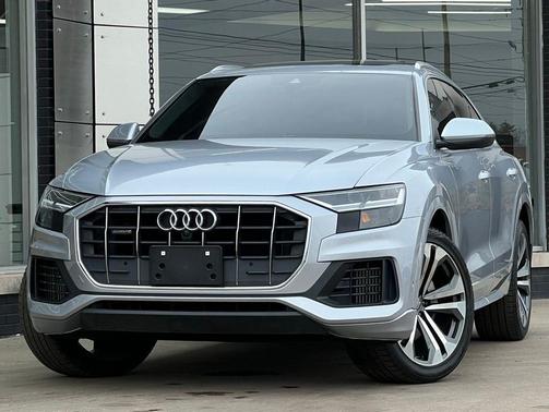 2020 Audi Q8 55 Premium Plus
