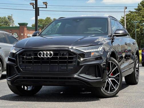 Orca Black Metallic 2019 Audi Q8 3.0T Premium