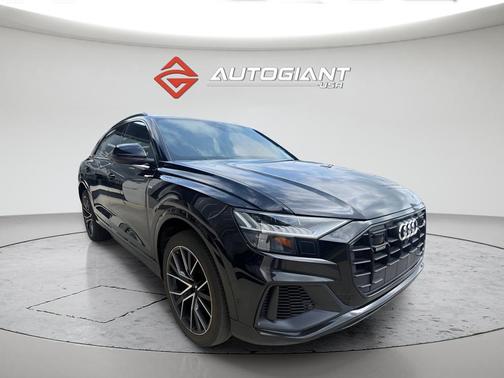 Orca Black Metallic 2019 Audi Q8 3.0T Premium