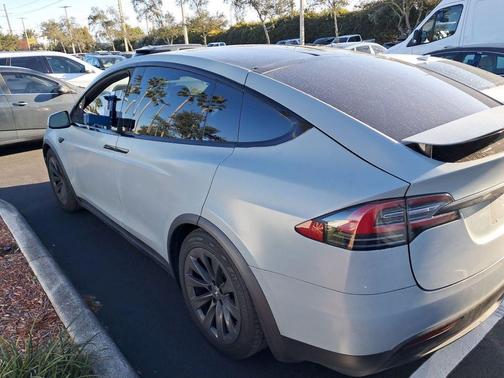 2018 Tesla Model X 75D
