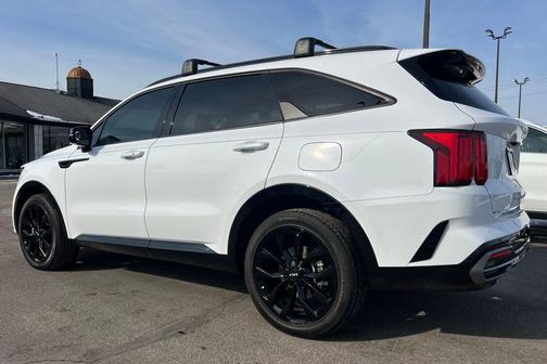 2022 Kia Sorento SX