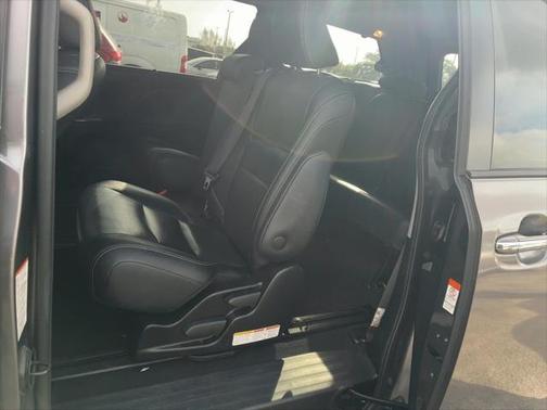 2020 Toyota Sienna SE Premium