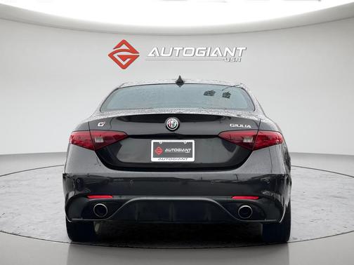 2019 Alfa Romeo Giulia Ti Sport