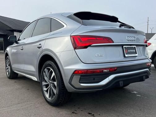 2022 Audi Q5 45 S line Premium