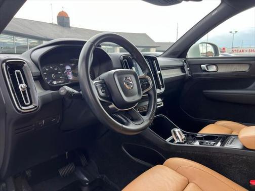 2019 Volvo XC40 T4 Inscription