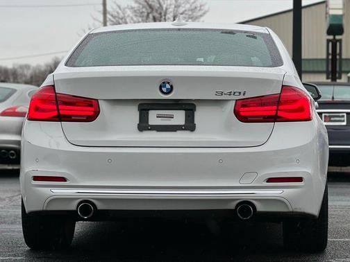 2016 BMW 340 340i