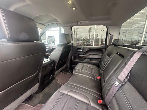 2016 GMC Sierra 2500 Denali