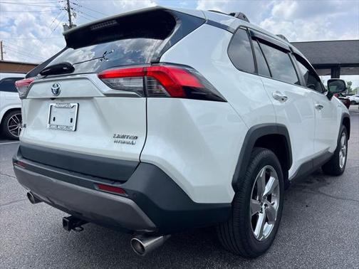 2019 Toyota RAV4 Hybrid SE