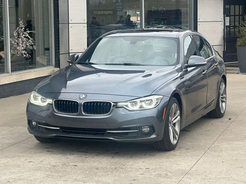 2017 BMW 330 330i