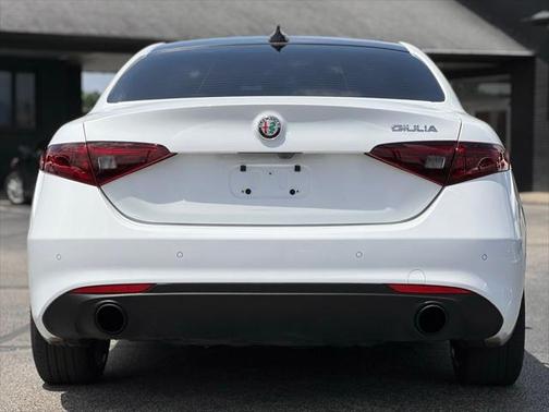2022 Alfa Romeo Giulia Ti