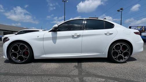 2022 Alfa Romeo Giulia Ti