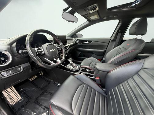 Sporty Blue 2023 Kia Forte GT