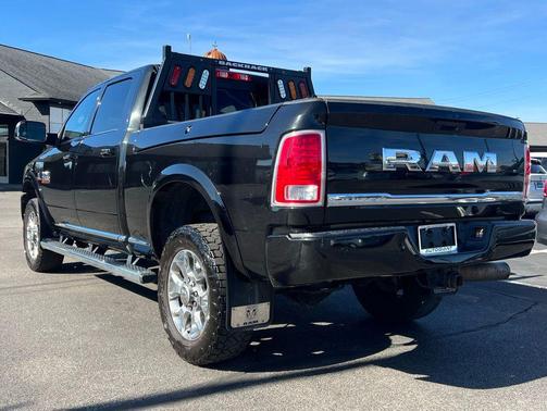 2018 RAM 2500 Limited Crew Cab 4x4 6'4' Box