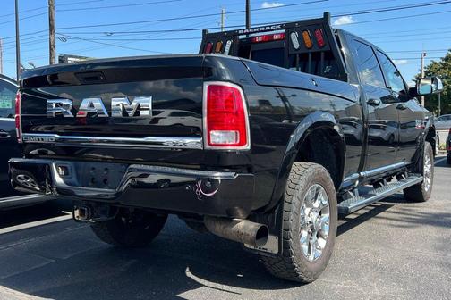 2018 RAM 2500 Limited Crew Cab 4x4 6'4' Box