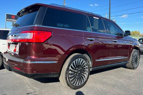2019 Lincoln Navigator Black Label