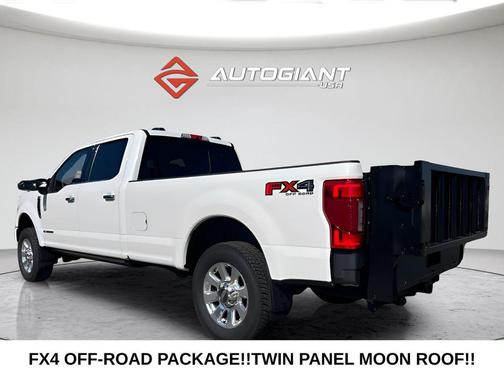Star White Metallic Tri-Coat 2022 Ford F-250 Platinum