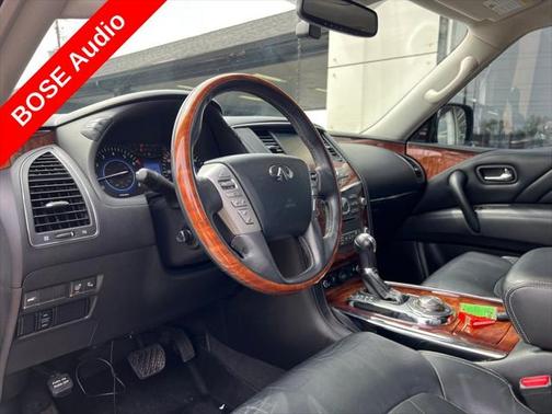 2017 INFINITI QX80 Base