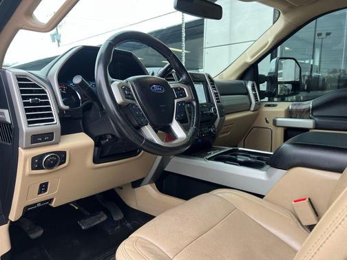 2017 Ford F-250 Lariat