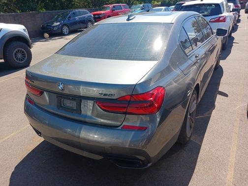 2017 BMW 750 i xDrive