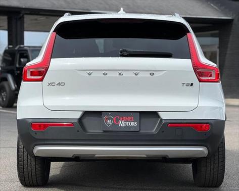 2019 Volvo XC40 T5 Momentum
