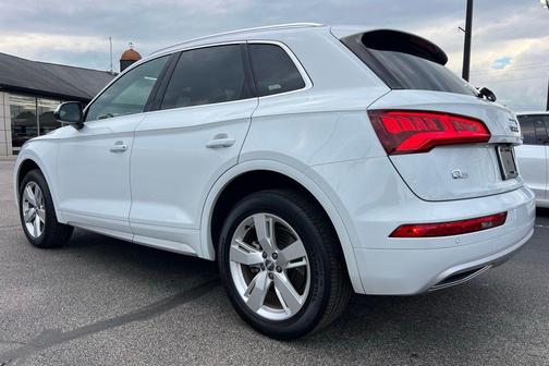 2019 Audi Q5 2.0T Premium Plus
