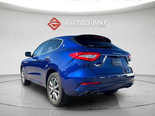 2020 Maserati Levante Base