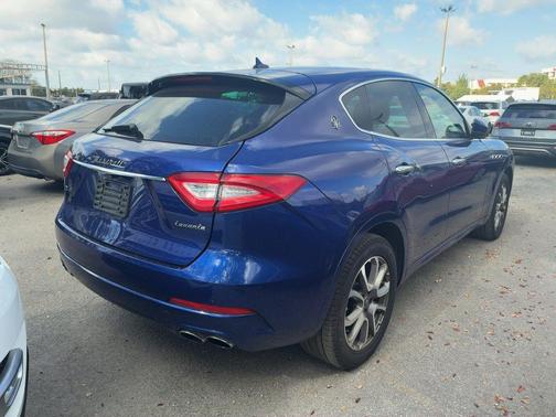 2020 Maserati Levante Base