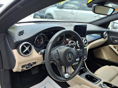 2018 Mercedes-Benz CLA 250 4MATIC