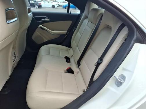 2018 Mercedes-Benz CLA 250 4MATIC