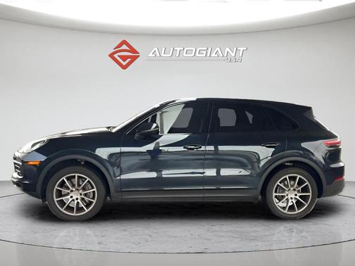 Black 2021 Porsche Cayenne Cayenne